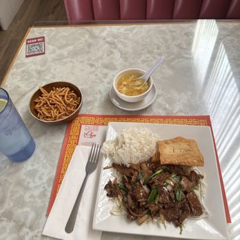 New Shanghai Restaurant - Chinese Near Me - Lake Forest, California