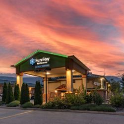 SureStay Plus Hotel By Best Western Salmon Arm - Exterior