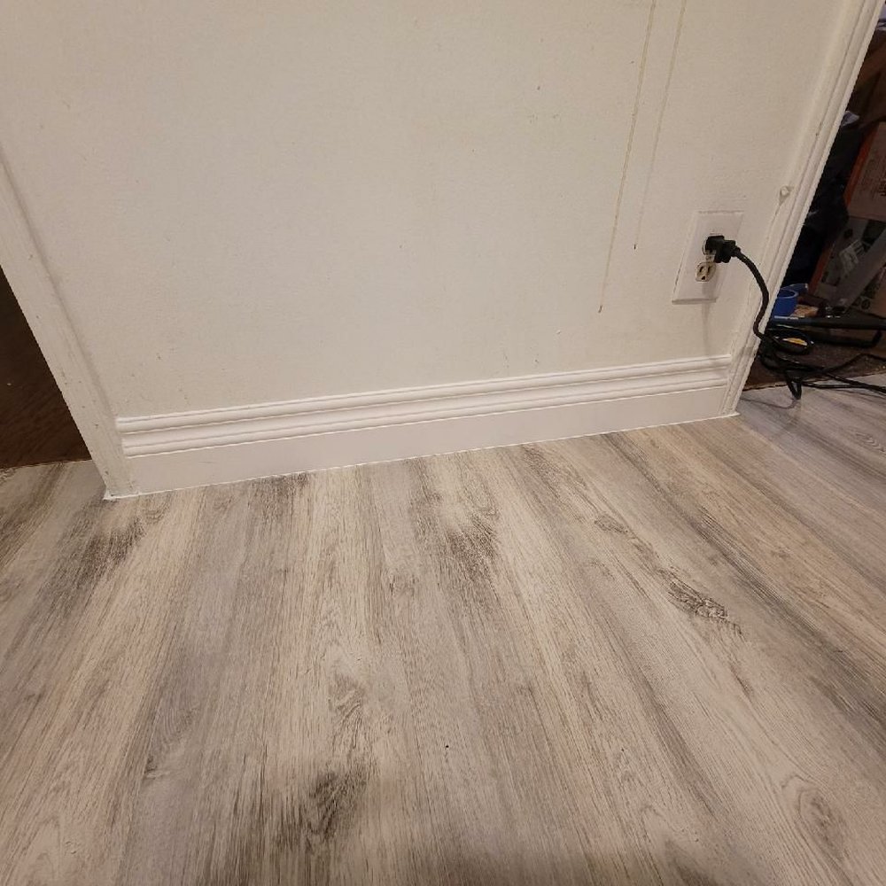 WealFull - Did floors, baseboards, T-molding in apartment. - General Contractors Near Me - Reseda, California