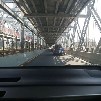 Williamsburg Bridge - Landmarks & Historical Buildings Near Me