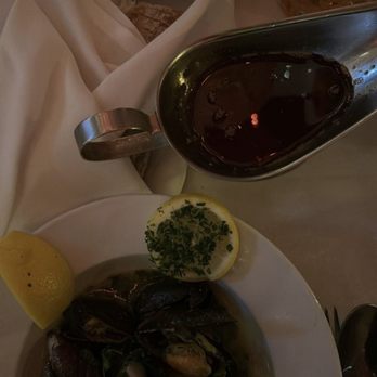 Amore E Amore - Mussels split for two - Italian Near Me - Atlanta, Georgia