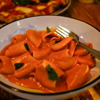 OSTE - Paccheri Al pomodoro. Straight - Italian Near Me - Los Angeles, California