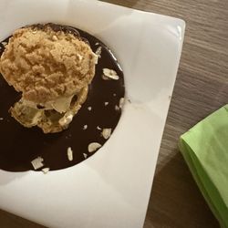 Le Val Joli - The profiterole was gorgeous and delightful
