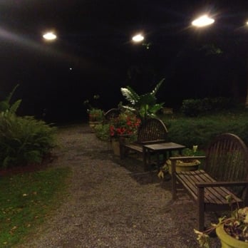 Canoe - The garden with Park benches over looking the river - great place to wall around after dinner - New American Near Me - Atlanta, Georgia Canoe - The garden with Park benches over looking the river - great place to wall around after dinner - New American Near Me - Atlanta, Georgia