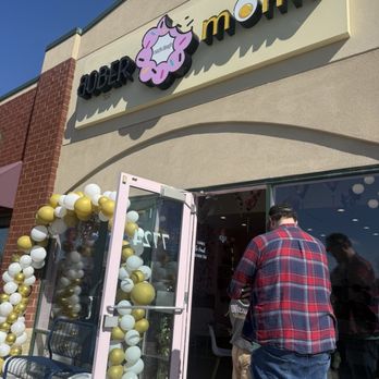 MiTea - Front entrance - Bubble Tea Near Me - Golden Valley, Minnesota