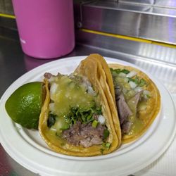 Cabeza and lingua tacos