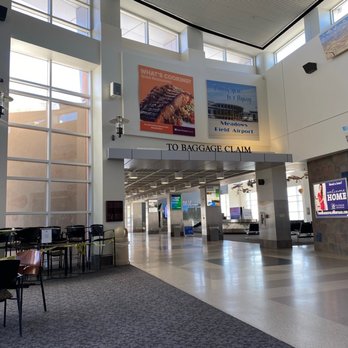 Meadows Field Airport - Baggage claim - Airports Near Me - Bakersfield, California Meadows Field Airport - Baggage claim - Airports Near Me - Bakersfield, California