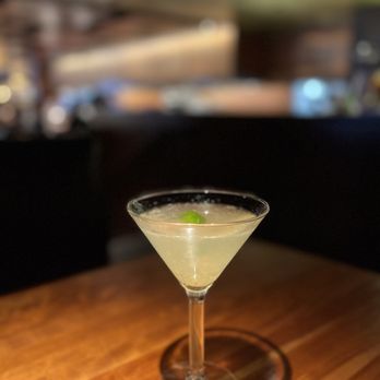 Hillstone Restaurant - Crisp Martini (~$21) - New American Near Me - New York, New York Hillstone Restaurant - Crisp Martini (~$21) - New American Near Me - New York, New York