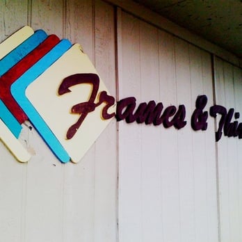 Frames & Things / Picture Framing - Classic sign outside of building for easy locating - Art Galleries Near Me - Fort Walton Beach, Florida Frames & Things / Picture Framing - Classic sign outside of building for easy locating - Art Galleries Near Me - Fort Walton Beach, Florida