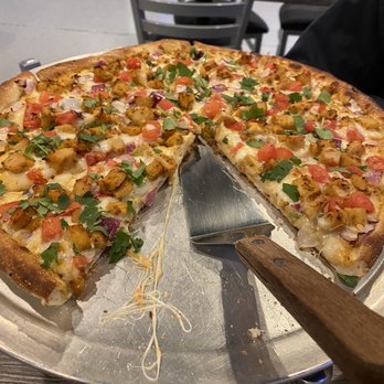 Pizza Twist - Butter Chicken Pizza - Pizza Near Me - Reno, Nevada