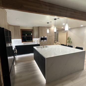 Claire Grix Interior Designer - Kitchen - after (almost done) - Interior Design Near Me Claire Grix Interior Designer - Kitchen - after (almost done) - Interior Design Near Me