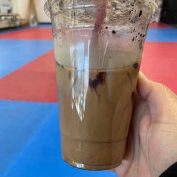 Fast Cat Coffee - Vintage '71 mocha iced - Coffee & Tea Near Me - Carmichael, California