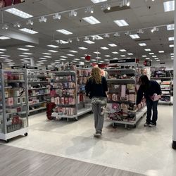 TJ Maxx - 12/23/25 Beauty