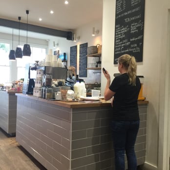 Kin Café - Cafes Near Me - London, XGL Kin Café - Cafes Near Me - London, XGL