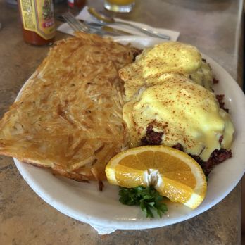 Silver Spur - Chorizo Benedict - Diners Near Me - Santa Cruz, California Silver Spur - Chorizo Benedict - Diners Near Me - Santa Cruz, California