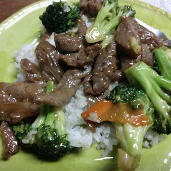 Great Wall - Beef and broccoli - only about 1/3 of what I actually received and it's the smaller portion. - Chinese Near Me - Charleston, South Carolina