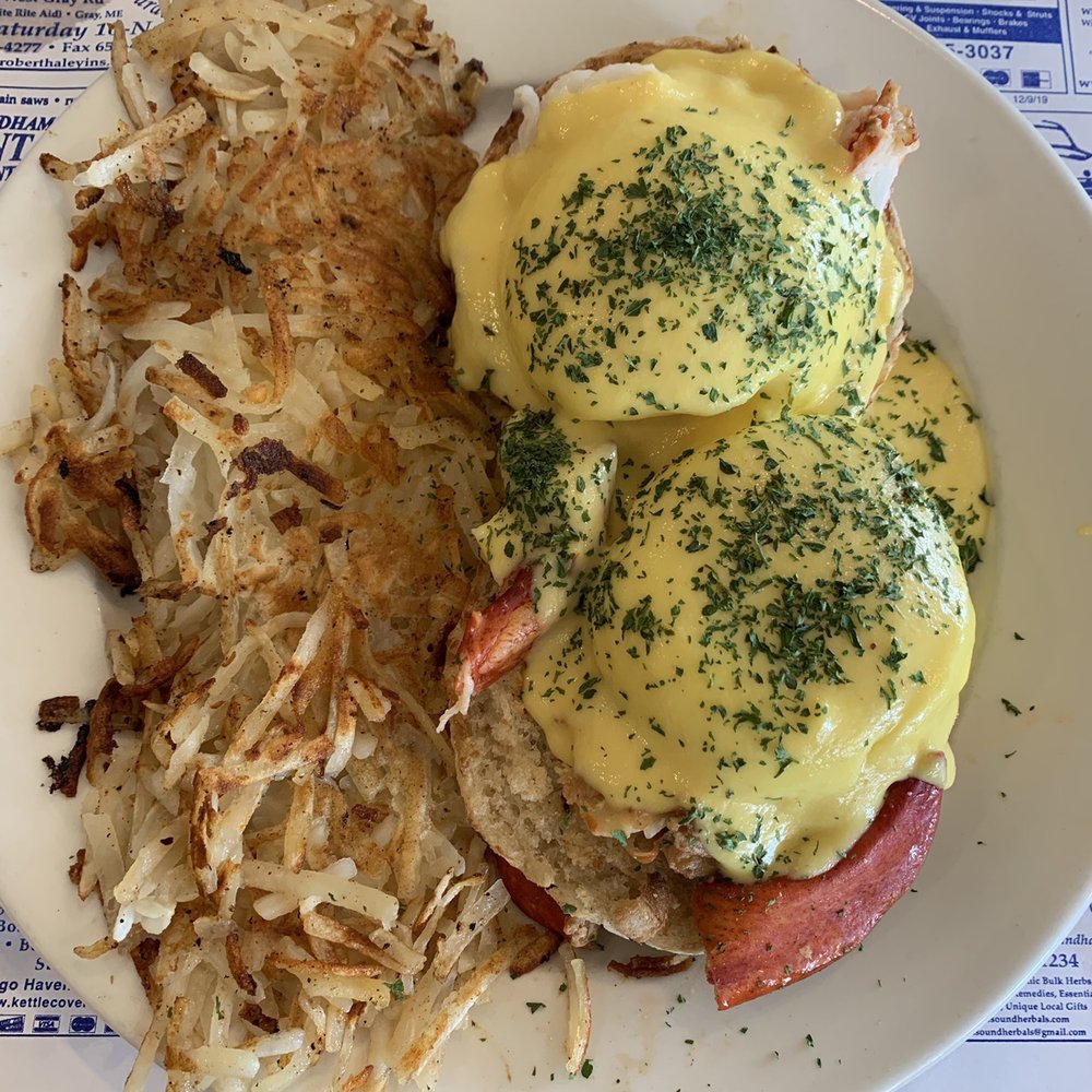 Kelley's Sebago Diner - lobster benedict with hash browns - Breakfast & Brunch Near Me - Windham, Maine