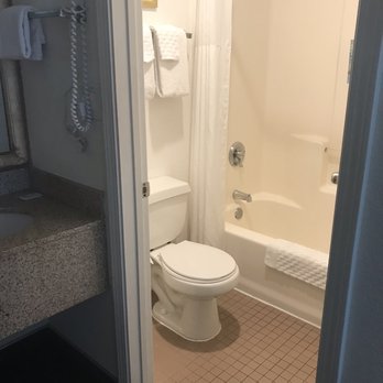 Best Western Colorado River Inn - Bathroom - Hotels Near Me - Needles, California Best Western Colorado River Inn - Bathroom - Hotels Near Me - Needles, California