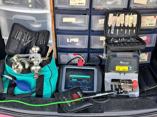 EZ Lock & Key Assist