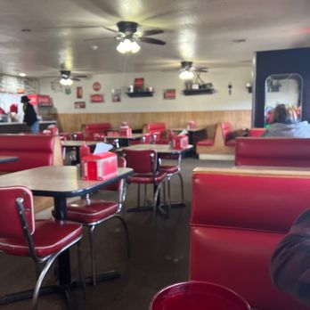 Tasty Burger - Setting - Burgers Near Me - Choctaw, Oklahoma