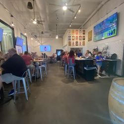Sun King Sarasota - Inside seating area