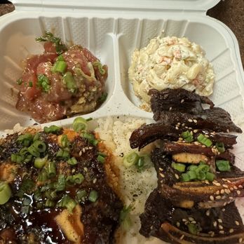 Ai Pono Cafe - Bone-in short rib, ahi katsu, shoyu ahi poke, mac salad, rice - Asian Fusion Near Me - Costa Mesa, California