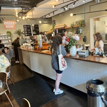 Big Shoulders Coffee - Coffee Roasteries Near Me - Chicago, Illinois