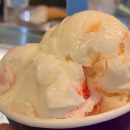 Peach / Strawberry Cheesecake Peach / Strawberry Cheesecake