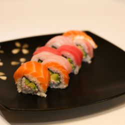 Joy Teriyaki - Rainbow Roll