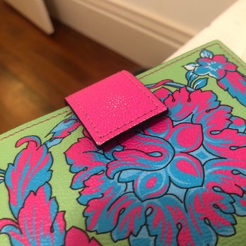 Versace - Pink coating is rubbing off on the latch - Leather Goods Near Me - Las Vegas, Nevada