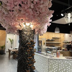 Blossom Cafe - Decor