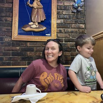 Town & Country Restaurant - Diners Near Me - Harvard, Illinois Town & Country Restaurant - Diners Near Me - Harvard, Illinois