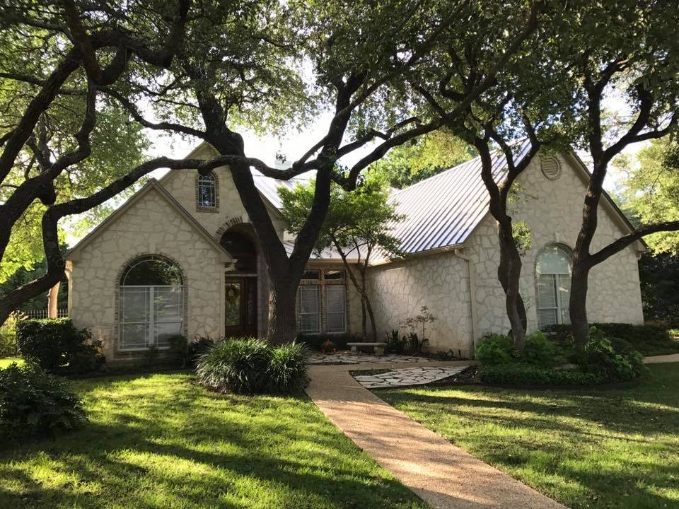 Slide of Strata Roofing and Construction