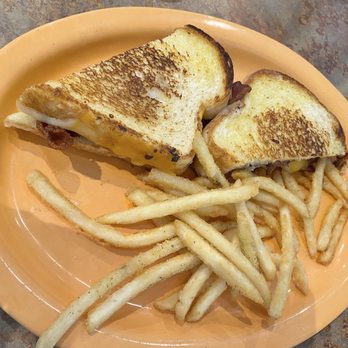 Henhouse Cafe - Beyond Grilled Cheese sandwich with fries - Cafes Near Me - Gilbert, Arizona