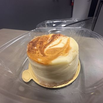 Mariachi Bakery - Pumpkin spice cheesecake - Bakeries Near Me - Downey, California