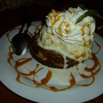 Bubba Gump Shrimp - Spice Cake Ala Mode with Caramel Sauce - Seafood Near Me - Laughlin, Nevada Bubba Gump Shrimp - Spice Cake Ala Mode with Caramel Sauce - Seafood Near Me - Laughlin, Nevada