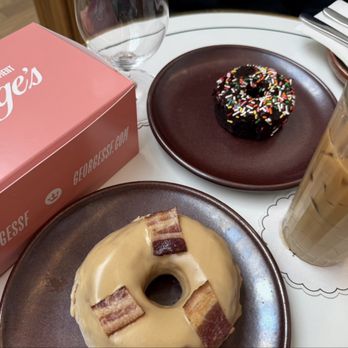 George's Cafe - Bacon and eggs / gluten-free / coffee - Donuts Near Me - San Francisco, California George's Cafe - Bacon and eggs / gluten-free / coffee - Donuts Near Me - San Francisco, California