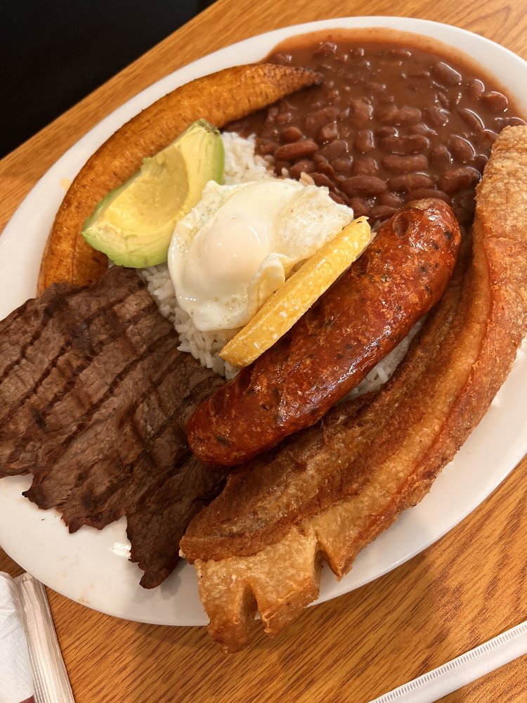 La Herradura Latin Food