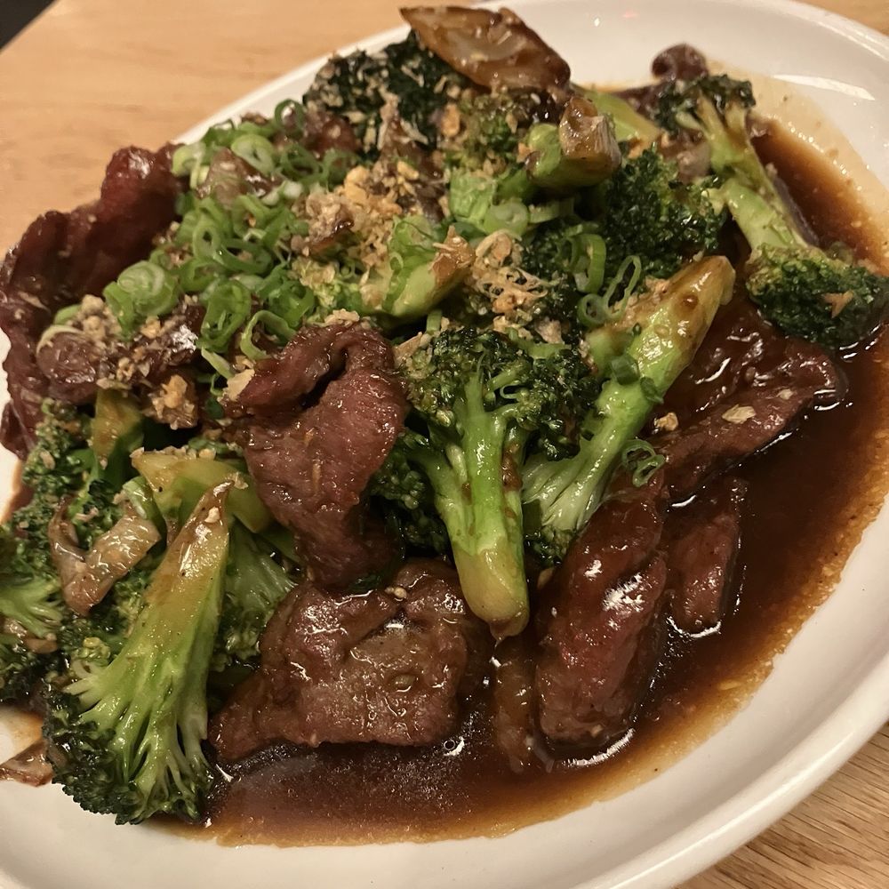 Morimoto Napa - Beef and Broccoli was ok. Beef was chewy. Didn't taste like quality beef. - Japanese Near Me - Napa, California Morimoto Napa - Beef and Broccoli was ok. Beef was chewy. Didn't taste like quality beef. - Japanese Near Me - Napa, California