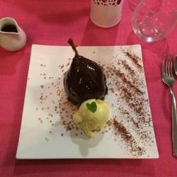 Le Bistronomique - Mon dessert, la poire "chochotte" et boule de glace... À découvrir!!