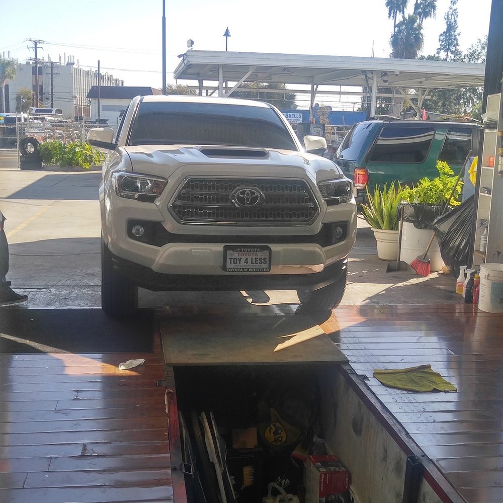 R & H Tinting Window - Car Window Tinting Near Me - Downey, California