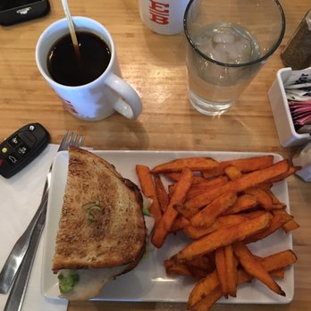 Early Bird - New American Near Me - Fullerton, California
