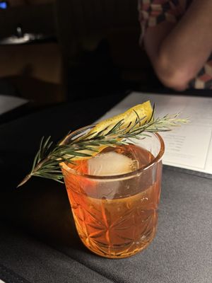 Alley on vermont by null