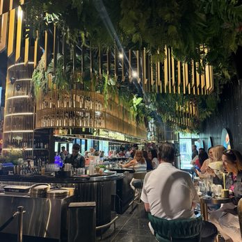CVI.CHE 105 - Bar - Peruvian Near Me - Coral Gables, Florida