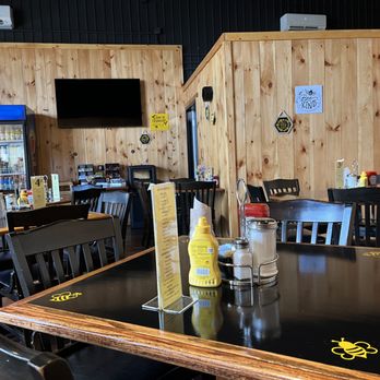 The Hive Cafe - Cozy, practical cafe for eat-in or takeaway. - Food Trucks Near Me - East Syracuse, New York The Hive Cafe - Cozy, practical cafe for eat-in or takeaway. - Food Trucks Near Me - East Syracuse, New York