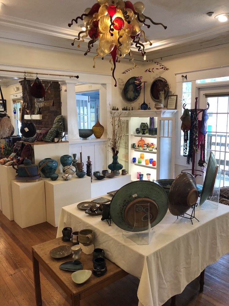 CRAFTSMAN HOUSE GALLERY & CAFE Updated September 2024 31 Photos