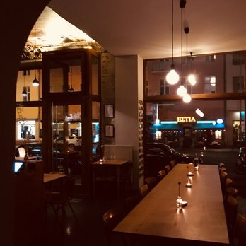 Sardinen.bar - Sardinen.bar -Ambiente - Delicatessen Near Me - Berlin, BE