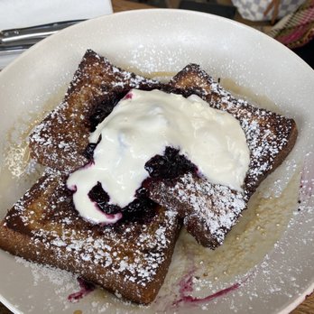 Isla & Co - Brioche French Toast - Cafes Near Me - Brooklyn, New York Isla & Co - Brioche French Toast - Cafes Near Me - Brooklyn, New York
