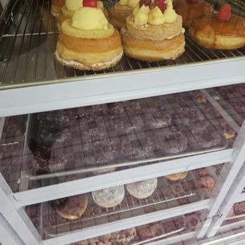 Friendly Donuts - Donuts Near Me - Orange, California Friendly Donuts - Donuts Near Me - Orange, California