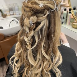 Love and Hairspray Salon